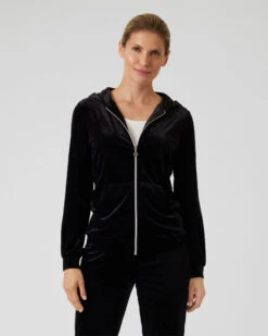 Samtjacke Im Uni-Design 10 Samtjacke Im Uni-Design -Modegeschäft 59835014 e34820aa 14bb 11ee 9169 5a72d431453d pics2080