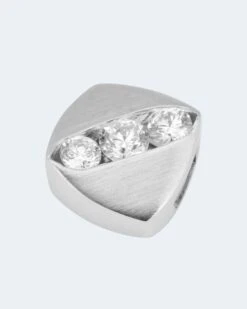 Brillantanhänger 0,30 Ct 19 Brillantanhänger 0,30 Ct -Modegeschäft 59836266 9ac55cbb 15a8 11ee 9169 5a72d431453d pics2080