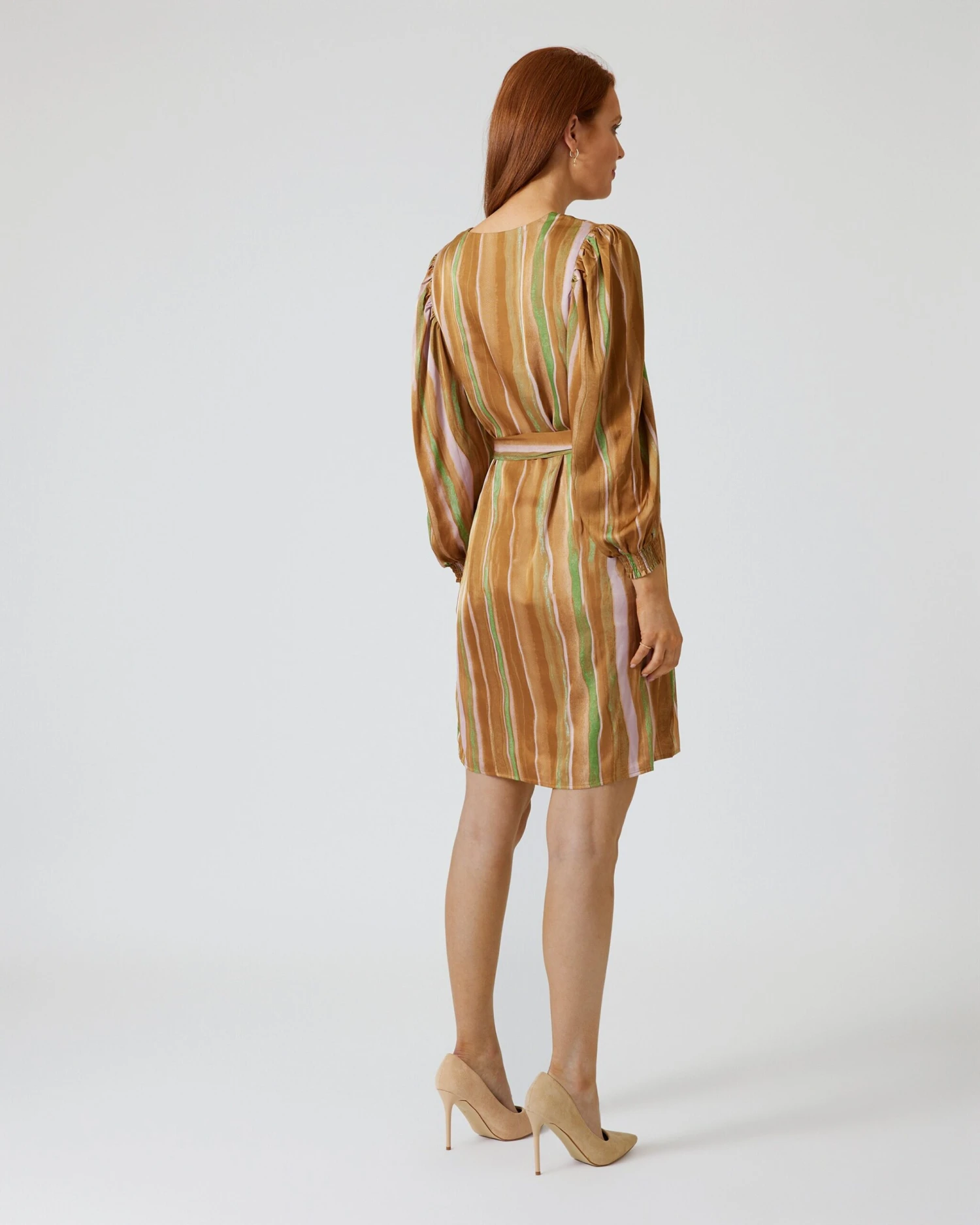 Kleid Mit Streifen 6 Kleid Mit Streifen – Bild 4