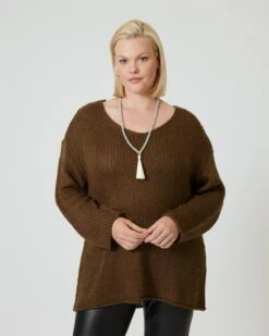 Pullover Mit Tiefem V-Ausschnitt -Modegeschäft 59838895 ca929855 1981 11ee 8f6f 5a72d431453d pics2080