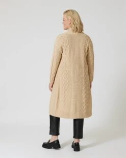 Strickmantel 9 Strickmantel -Modegeschäft 59839434 1faab52a 1a3c 11ee 8f6f 5a72d431453d pics2080