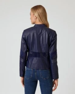 Lederjacke Im Patch-Design -Modegeschäft 59840626 82acb45a 1bca 11ee 8f6f 5a72d431453d pics2080