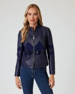 Lederjacke Im Patch-Design -Modegeschäft 59840631 86b3c307 1bca 11ee 8f6f 5a72d431453d pics2080