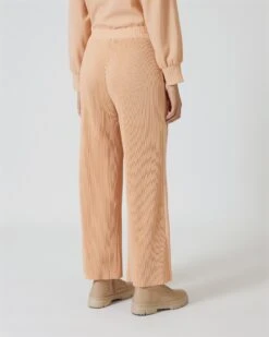 Schlupfhose Mit Plissee 16 Schlupfhose Mit Plissee -Modegeschäft 59841332 ce794e29 1c93 11ee 8f6f 5a72d431453d pics2080