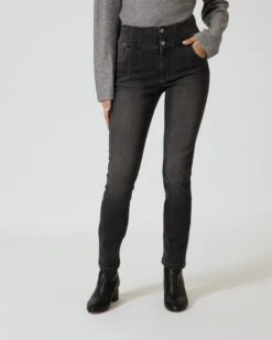 Beauty Denim Emana -Modegeschäft 59841362 e35024e1 1c93 11ee 8f6f 5a72d431453d pics2080