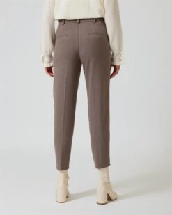 Hose In 7/8-Länge -Modegeschäft 59844540 28cc34bd 2096 11ee 8f6f 5a72d431453d pics2080