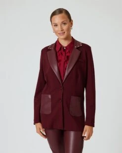 Blazer Mit Nietenbesatz -Modegeschäft 59845720 f939d026 2152 11ee 8f6f 5a72d431453d pics2080