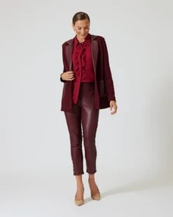 Ponte Di Roma Hose Mit Nietenbesatz -Modegeschäft 59845804 178332b8 2153 11ee 8f6f 5a72d431453d pics2080