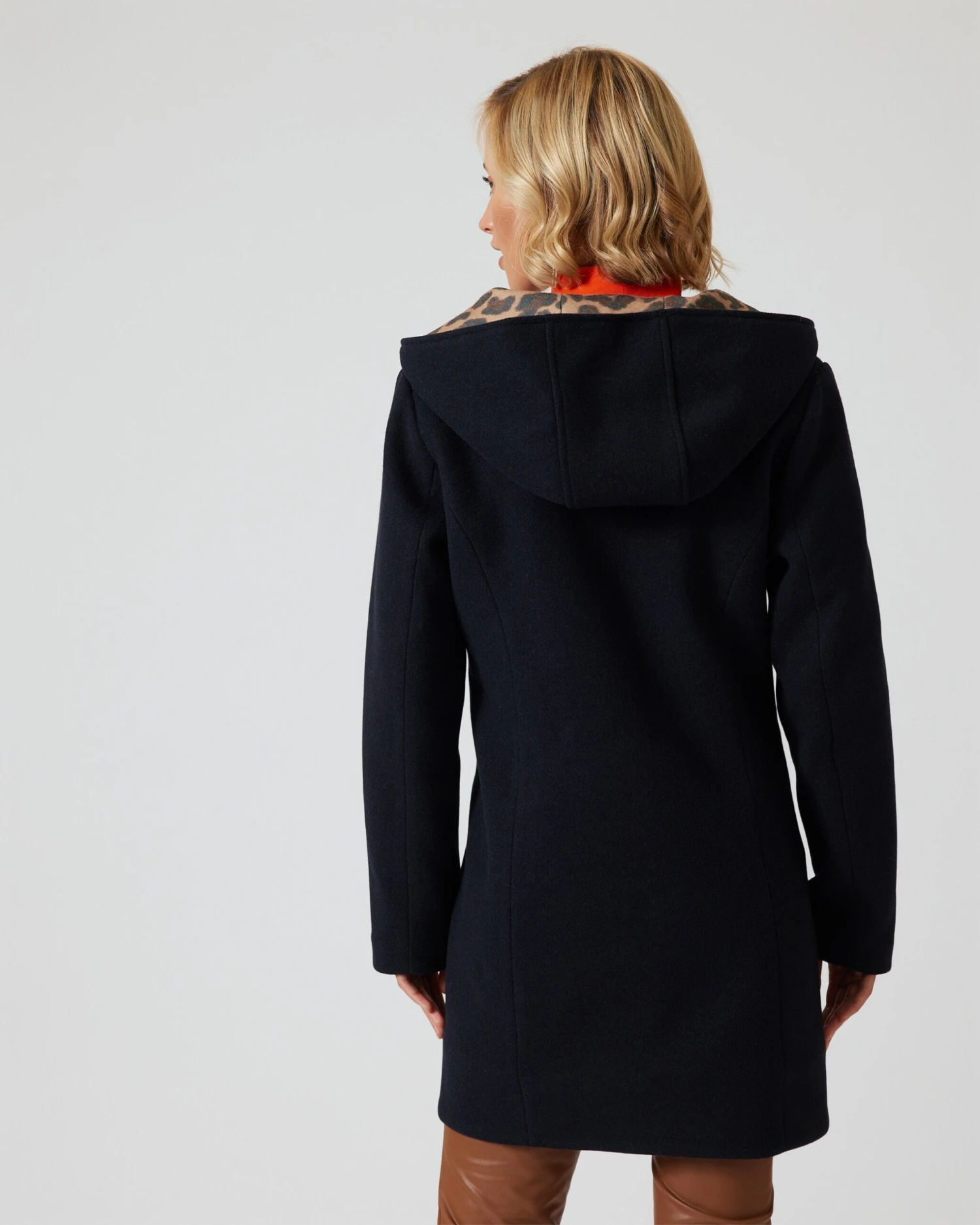 Wollmantel Mit Leofutter 7 Wollmantel Mit Leofutter – Bild 5