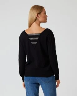 Pullover Mit Strassstreifen -Modegeschäft 59850163 f0dc0a94 261c 11ee 8f6f 5a72d431453d pics2080