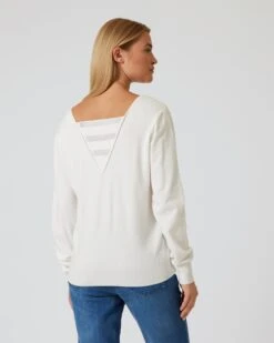 Pullover Mit Strassstreifen -Modegeschäft 59850168 f327986d 261c 11ee 8f6f 5a72d431453d pics2080