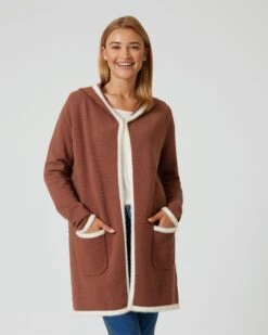 Cardigan Mit Flauschkontrastkante 12 Cardigan Mit Flauschkontrastkante -Modegeschäft 59850179 f866c3fb 261c 11ee 8f6f 5a72d431453d pics2080