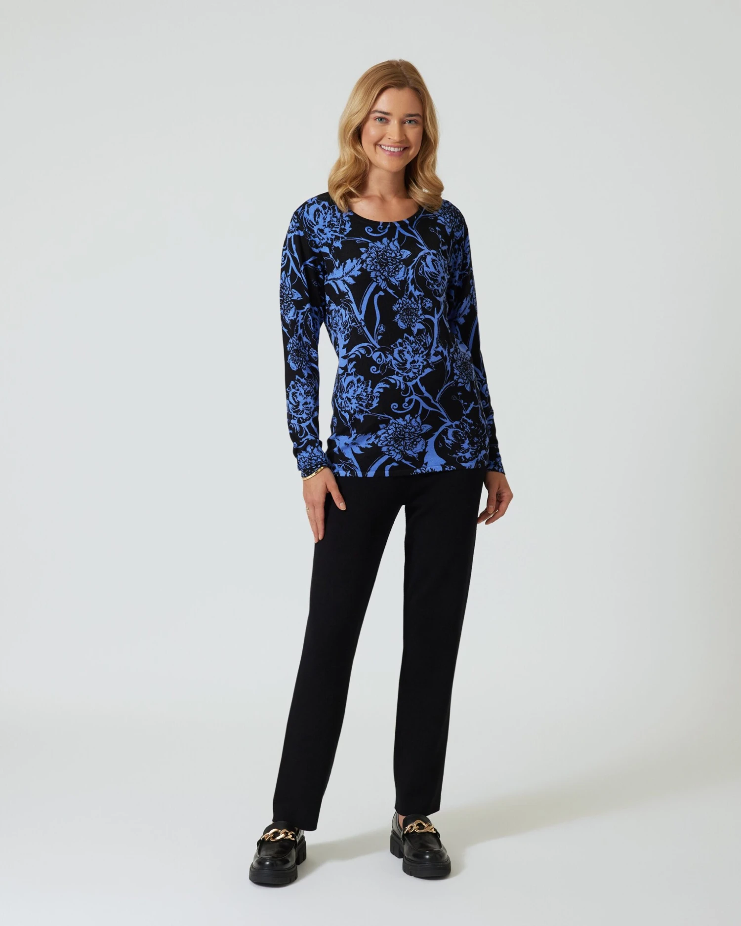 Classic Pullover "Blumenranke" 5 Classic Pullover "Blumenranke" – Bild 3