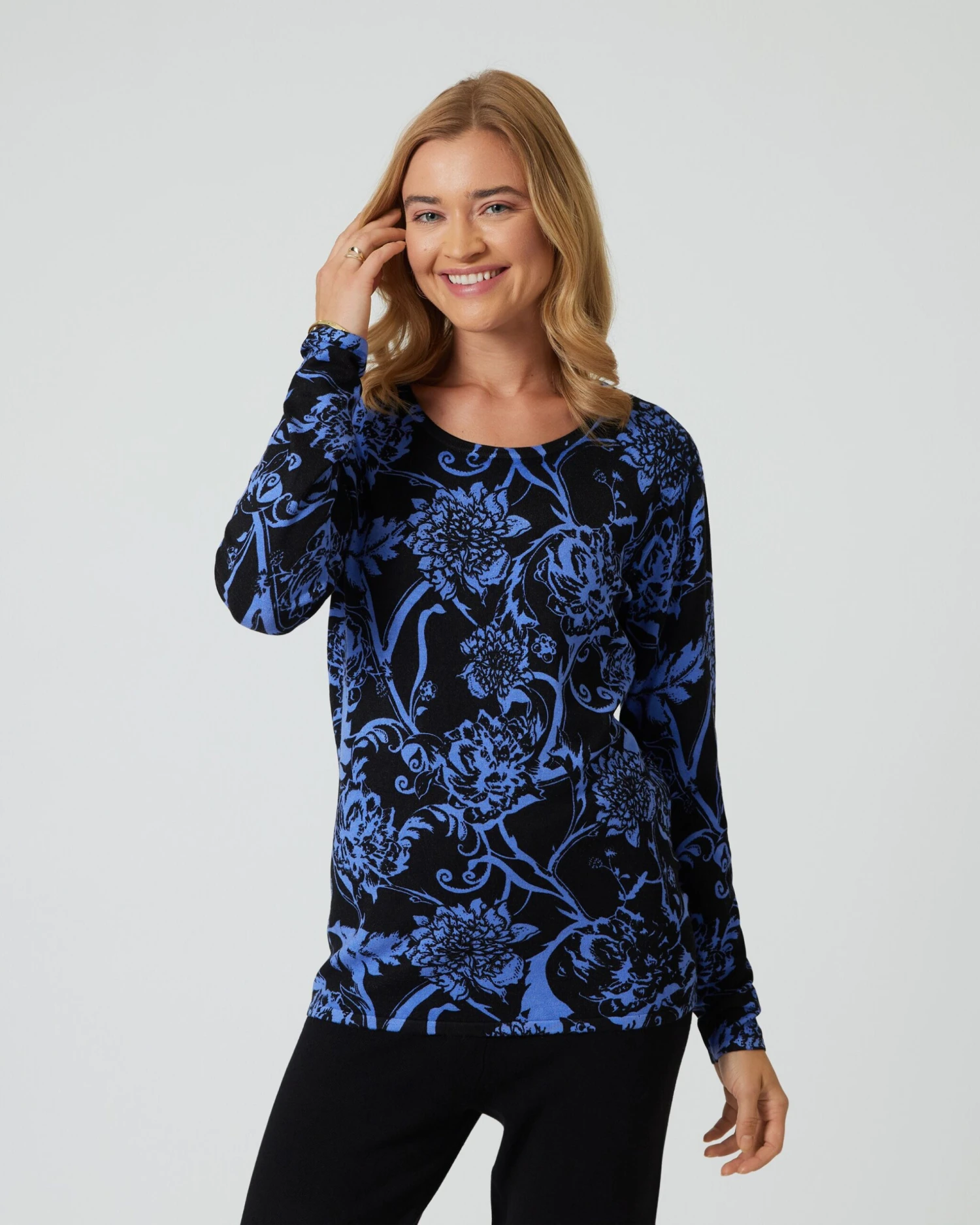 Classic Pullover "Blumenranke" 4 Classic Pullover "Blumenranke" – Bild 2