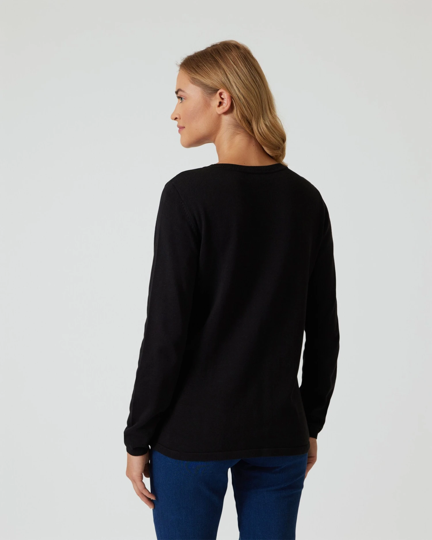 Pullover Mit Strass-Blumen 10 Pullover Mit Strass-Blumen – Bild 8