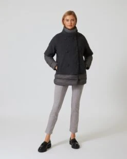 Steppjacke Im Lagen-Look -Modegeschäft 59857413 e5e48c14 2abf 11ee 8f6f 5a72d431453d pics2080