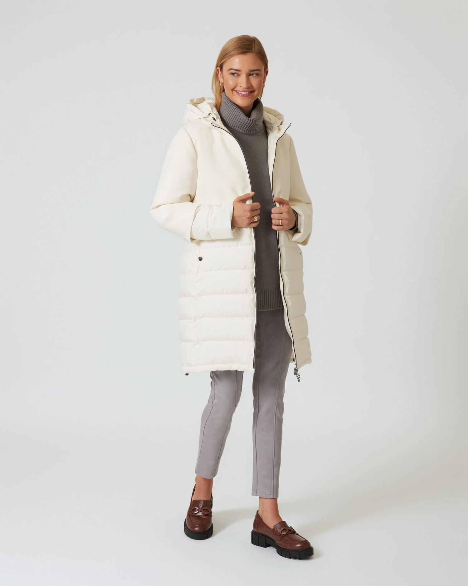 Steppmantel Mit Kapuze 6 Steppmantel Mit Kapuze – Bild 4