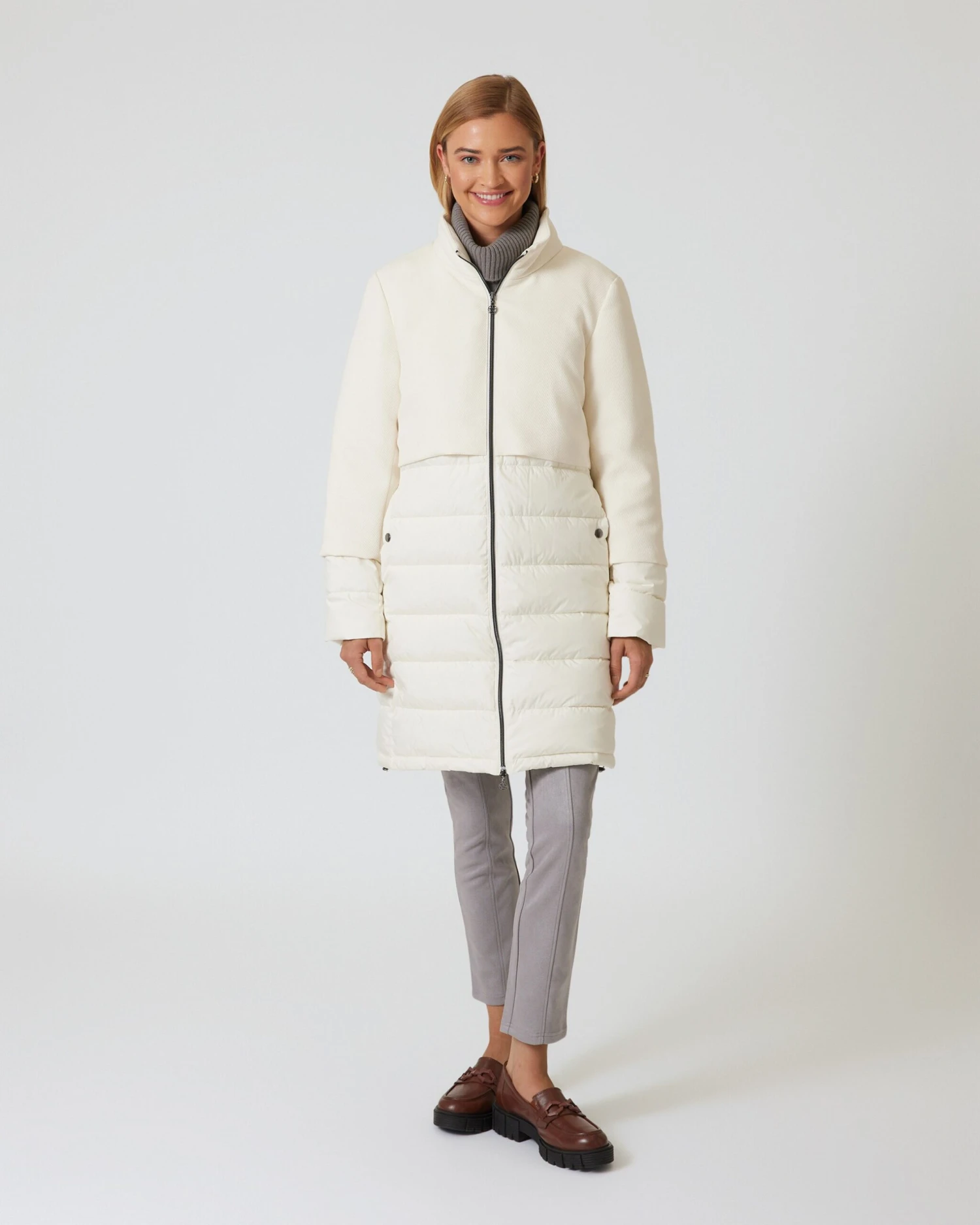 Steppmantel Mit Kapuze 10 Steppmantel Mit Kapuze – Bild 8