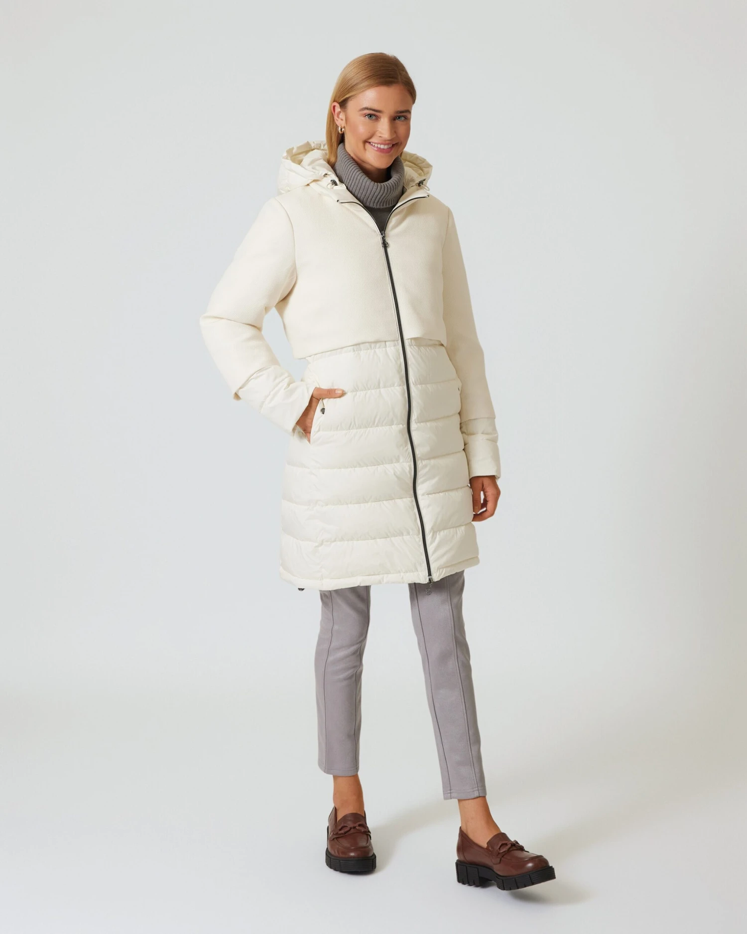 Steppmantel Mit Kapuze 7 Steppmantel Mit Kapuze – Bild 5