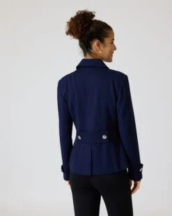 Military Jacket Aus Ponte 13 Military Jacket Aus Ponte -Modegeschäft 59862930 3cfb62e0 2d23 11ee 8f6f 5a72d431453d pics2080