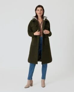 Oversized Mantel Mit Kapuzeneinsatz -Modegeschäft 59863078 0193ab76 2d29 11ee 8f6f 5a72d431453d pics2080