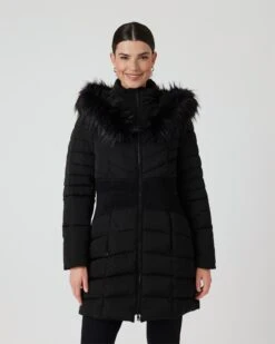 Mantel Mit Strukturmuster -Modegeschäft 59863133 2b448eb2 2d29 11ee 8f6f 5a72d431453d pics2080