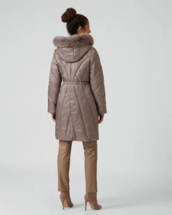 Steppmantel Mit Schräger Steppung -Modegeschäft 59864569 b60b81e5 2f70 11ee 8f6f 5a72d431453d pics2080