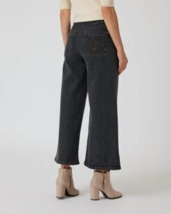 Denim Culotte -Modegeschäft 59866033 5eeeeb67 3070 11ee 8f6f 5a72d431453d pics2080