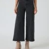Denim Culotte -Modegeschäft 59866048 687b35c5 3070 11ee 8f6f 5a72d431453d pics2080