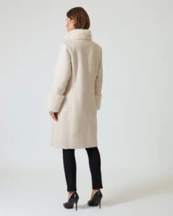 Wendemantel Im Unidesign 16 Wendemantel Im Unidesign -Modegeschäft 59869751 28ff4e68 34f8 11ee 8f6f 5a72d431453d pics2080