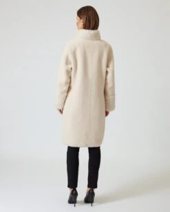 Wendemantel Im Unidesign 18 Wendemantel Im Unidesign -Modegeschäft 59869760 35688d2d 34f8 11ee 8f6f 5a72d431453d pics2080