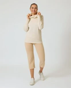 Cashmere Blend Pullover Mit Großem Rollkragen -Modegeschäft 59872235 ae080792 3750 11ee 8f6f 5a72d431453d pics2080