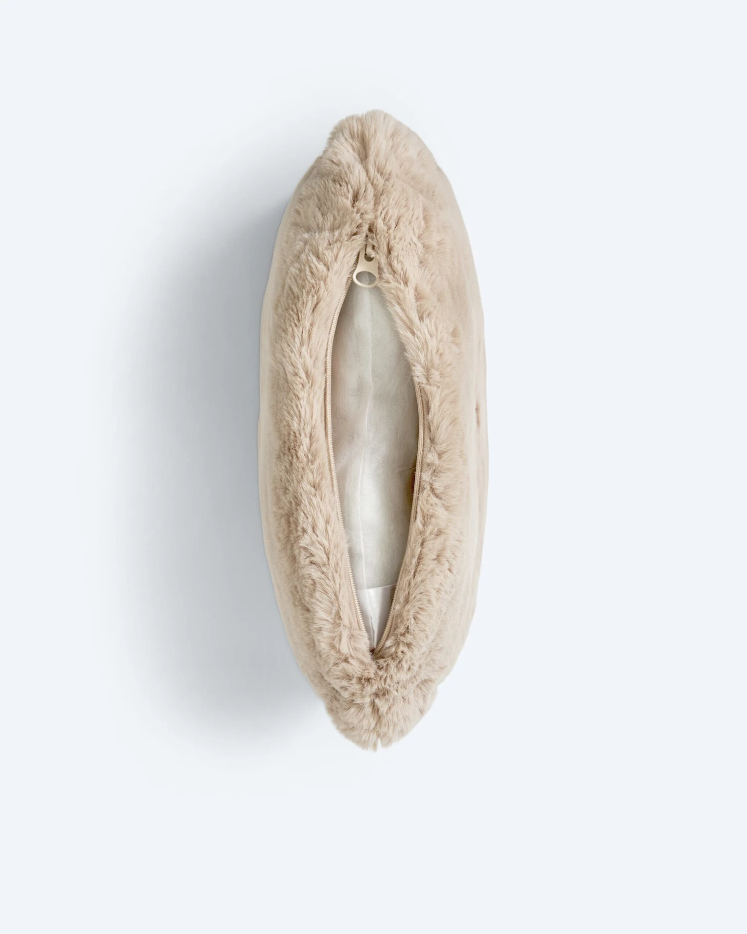 Kissen In Schaffell-Optik 4 Kissen In Schaffell-Optik – Bild 2