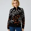 Strickjacke Mit Animalmuster -Modegeschäft 59877523 b3c8a362 3d9a 11ee 8f6f 5a72d431453d pics2080