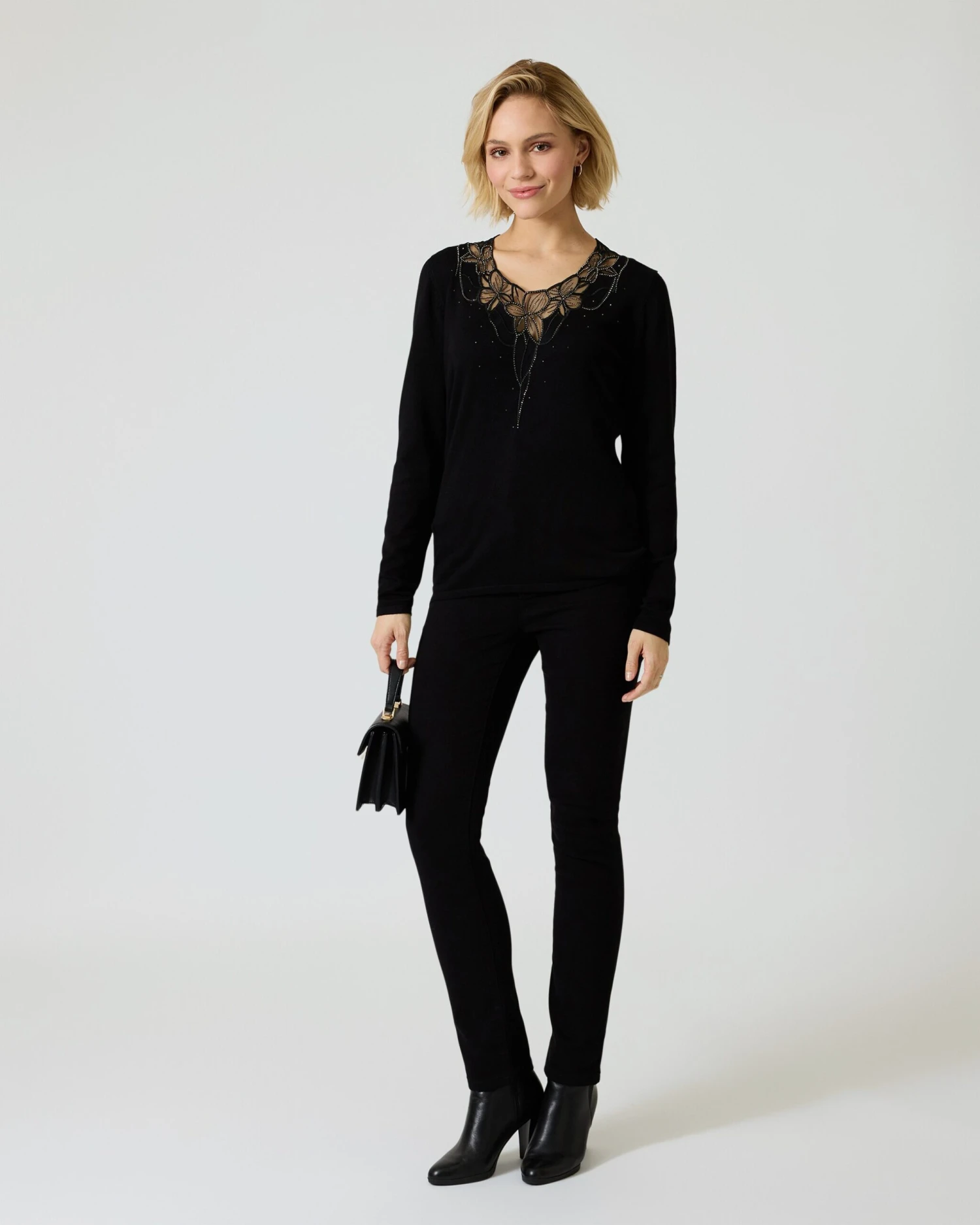 Glow Pullover "Spitzentraum" 9 Glow Pullover "Spitzentraum" – Bild 7