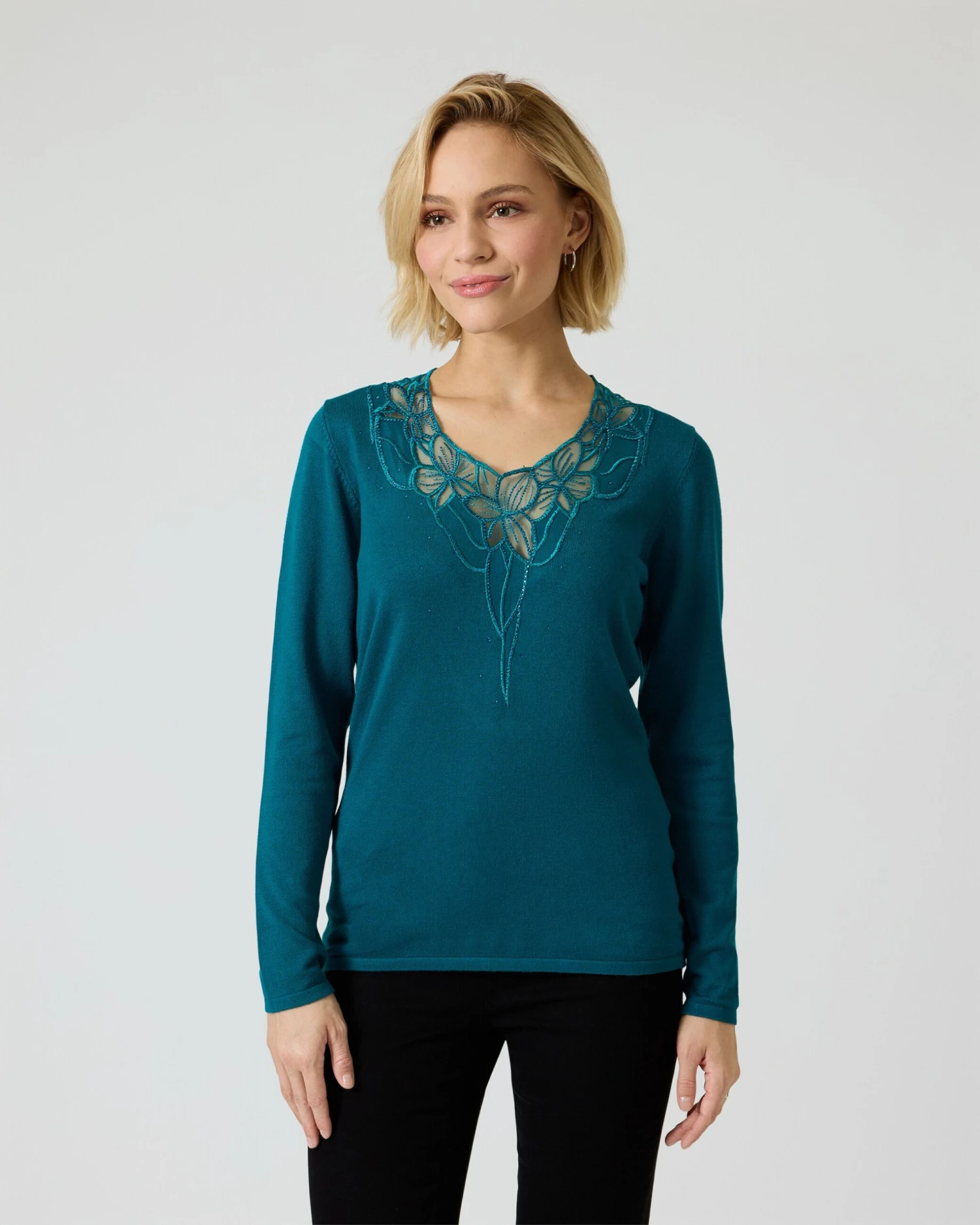 Glow Pullover "Spitzentraum" 6 Glow Pullover "Spitzentraum" – Bild 4