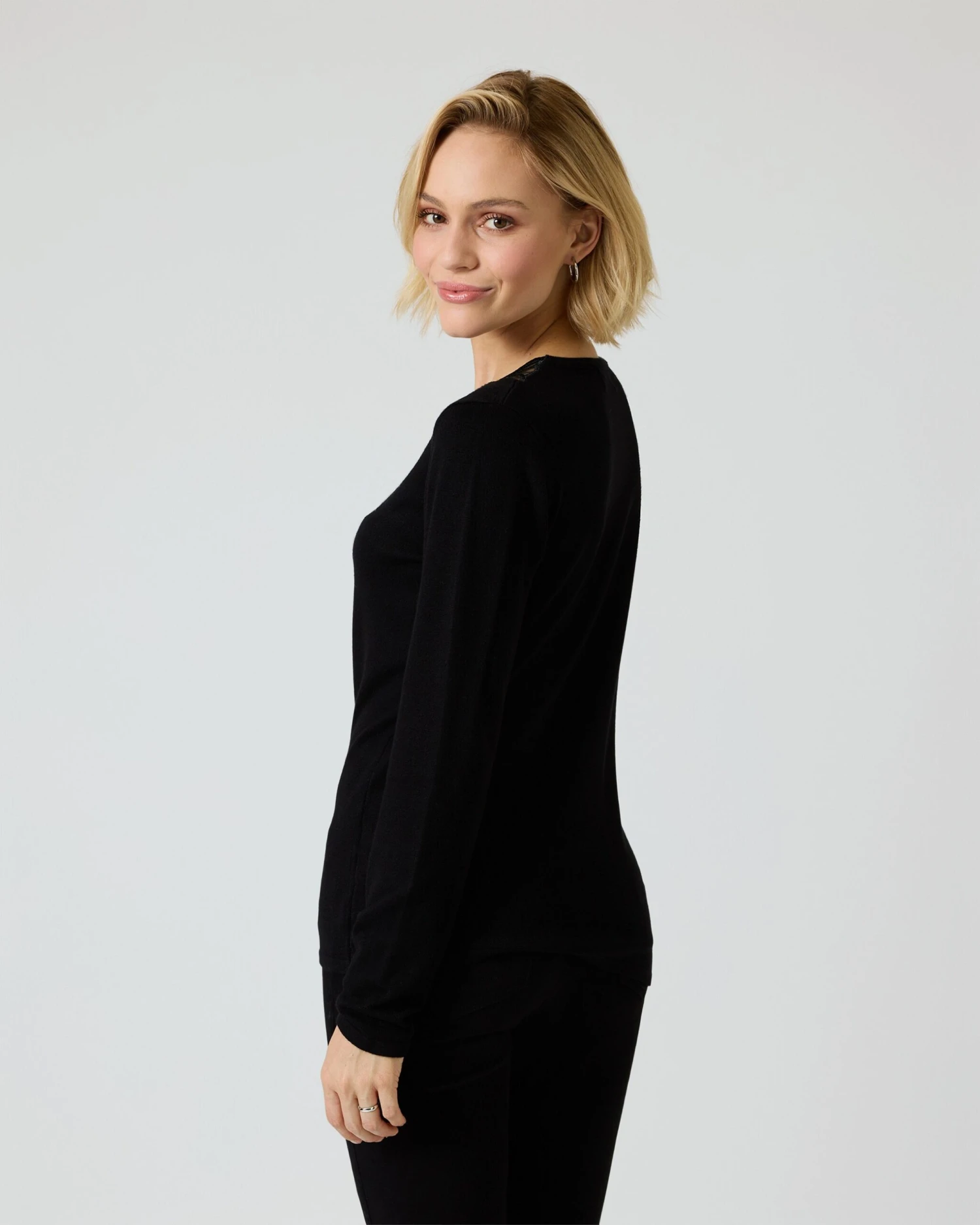 Glow Pullover "Spitzentraum" 10 Glow Pullover "Spitzentraum" – Bild 8