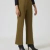 Schlupfhose Mit Ziernaht -Modegeschäft 59879170 e3c47882 4000 11ee 8f6f 5a72d431453d pics2080