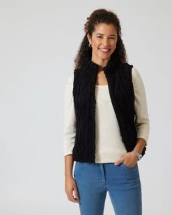 Weste Mit Strukturmuster 22 Weste Mit Strukturmuster -Modegeschäft 59888043 2ed655a7 4afc 11ee 8f6f 5a72d431453d pics2080