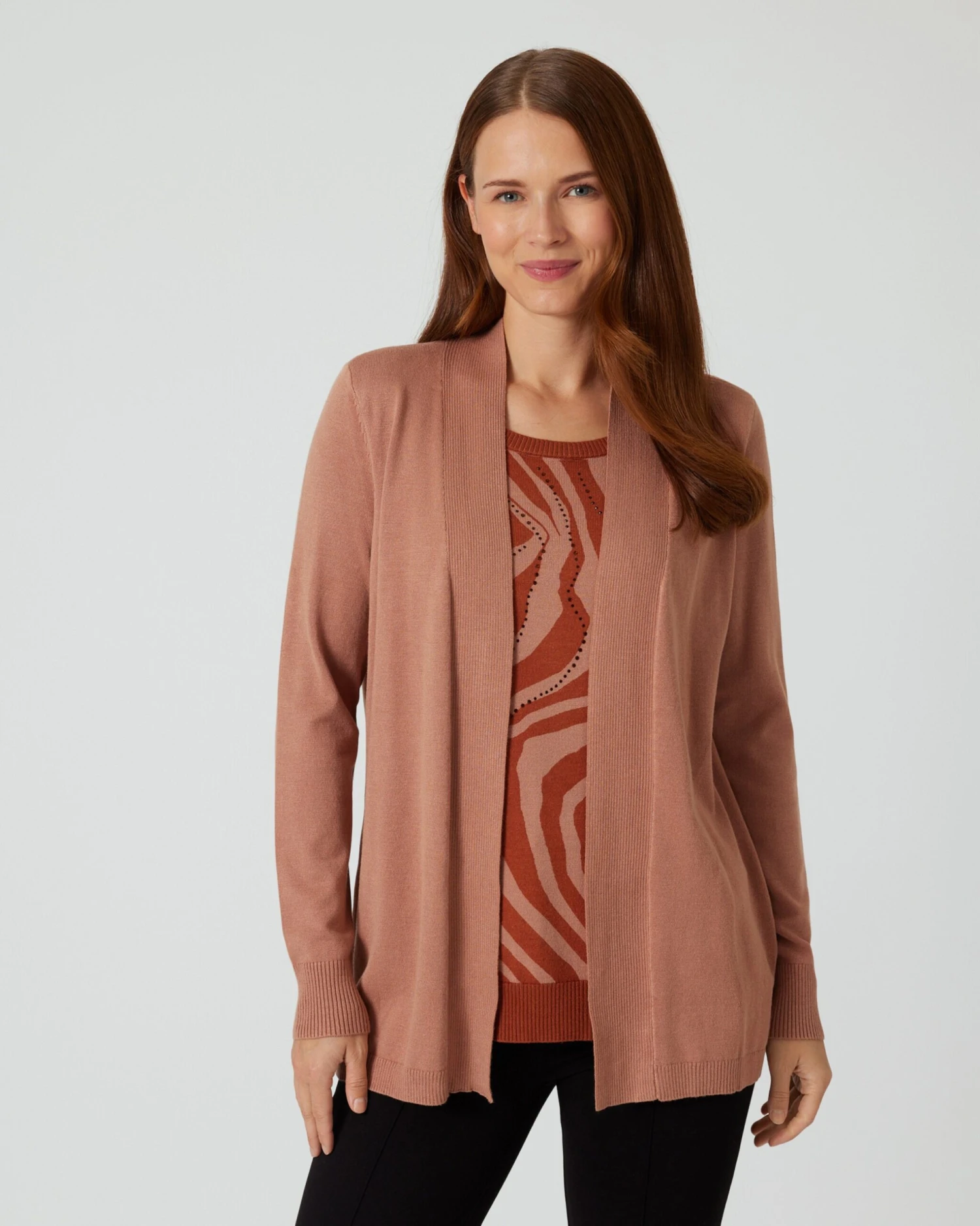 Pullover 2-in-1 Im Twinset-Look 8 Pullover 2-in-1 Im Twinset-Look – Bild 6