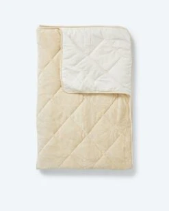 Classic Steppbett -Modegeschäft 59893814 7b75df73 516b 11ee 8f6f 5a72d431453d pics2080