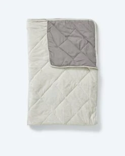 Classic Steppbett -Modegeschäft 59893816 7d9bdc0b 516b 11ee 8f6f 5a72d431453d pics2080