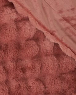 Wendedecke Wolke In Fuchsfell-Optik -Modegeschäft 59894436 bdc15b06 5213 11ee 8f6f 5a72d431453d pics2080