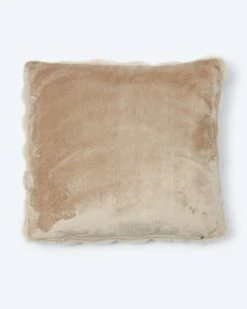 Fuchsfell-Optik Kissen "Wolke" -Modegeschäft 59895987 03e58086 52fb 11ee 8f6f 5a72d431453d pics2080