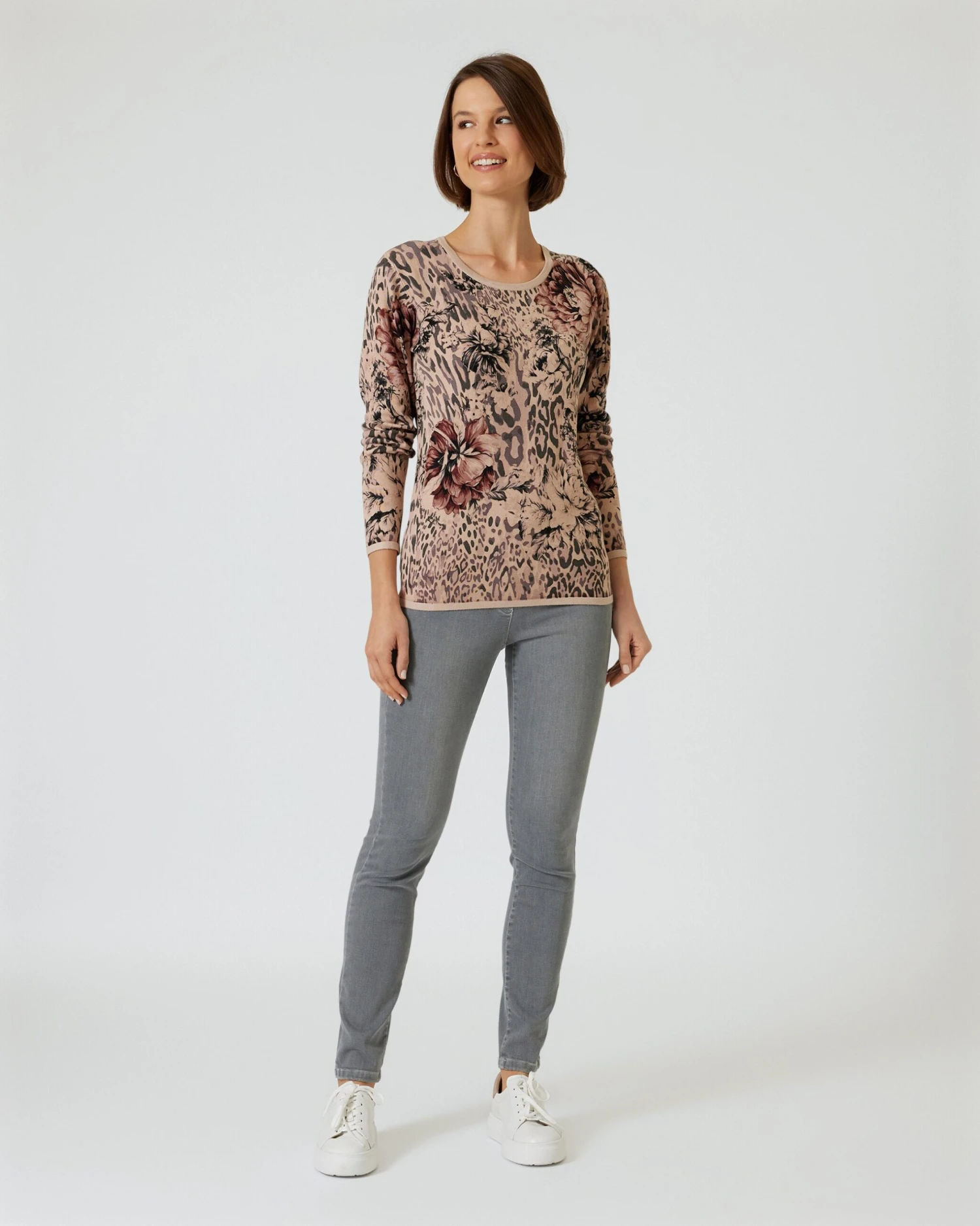 Classic Pullover "Blumen-Leo" 5 Classic Pullover "Blumen-Leo" – Bild 3