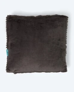 Felloptik Dekokissen 2tlg. 8 Felloptik Dekokissen 2tlg. -Modegeschäft 59899359 38bfe2cf 56ba 11ee 8f6f 5a72d431453d pics2080