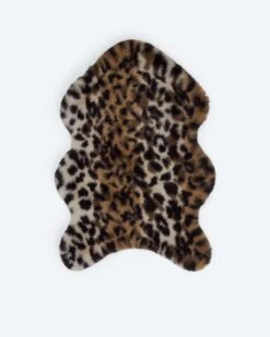 Teppich In Kaninchen-Optik "Leo" -Modegeschäft 59903000 102a83e3 5cfd 11ee 8f6f 5a72d431453d pics2080