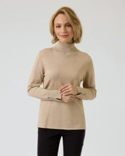 Rollkragenpullover Mit Schmuckknöpfen -Modegeschäft 59908806 a6ebcacf 6803 11ee 8f6f 5a72d431453d pics2080